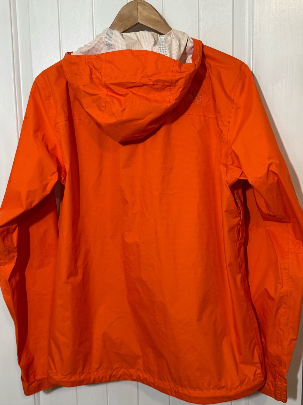 The North Face Men’s Bright Orange Hooded Rain Jacket - Picture 6 of 14